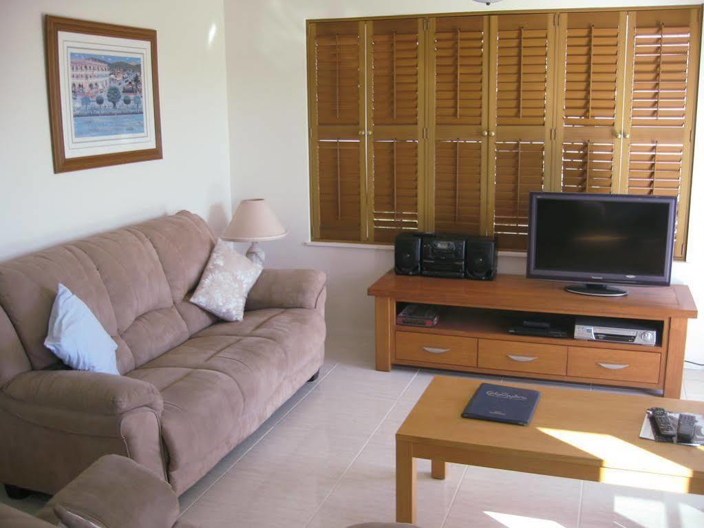 Cheltenham Apartments Калаундра Экстерьер фото